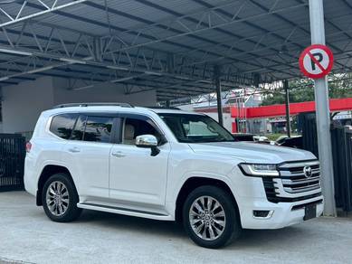 Toyota Land Cruiser ZX in Johor Bahru, JHR
