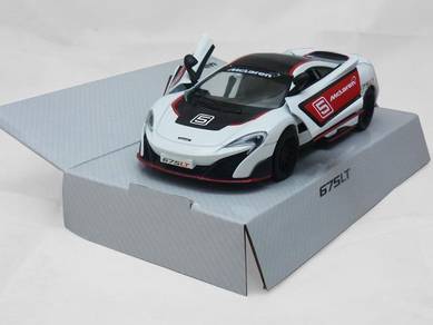 McLaren 675LT White w/ Prints model car
