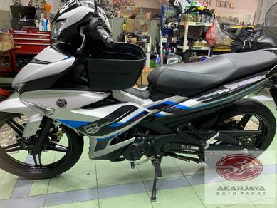 Yamaha Y15ZR