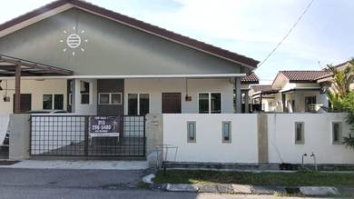 Cluster House For Sale in Sitiawan,PRK
