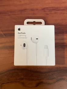 Apple Earpods (lightning connector)