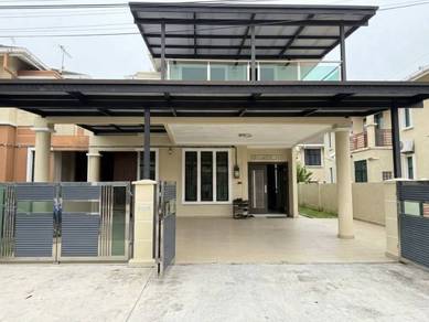 Semi-Detached House For Sale in Durian Tunggal,MLK