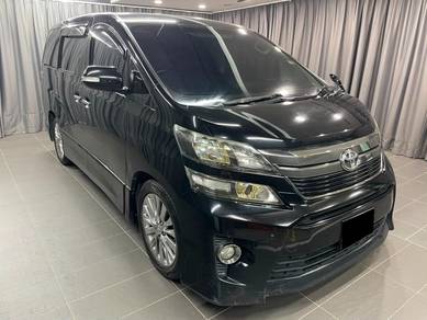 Toyota Vellfire Z GOLDEN EYES in Petaling Jaya, SGR