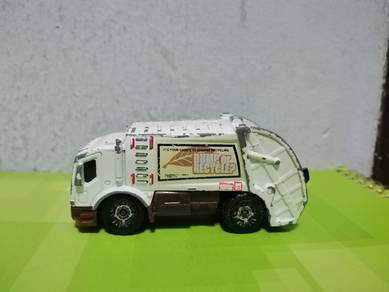 2006 Matchbox Trash Truck