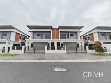 Semi-Detached House For Rent in Klang,SGR