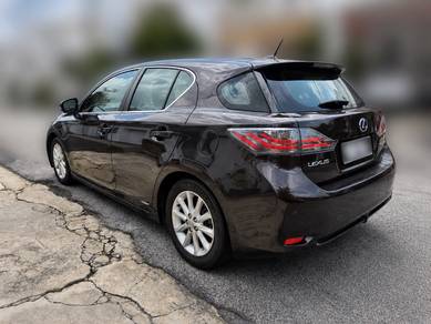 Lexus CT 200 h (HYBRID) in Cheras, SGR