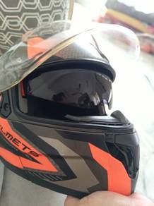 MT Full Face Helmet 