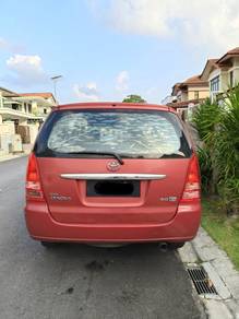 2005 Toyota Innova G