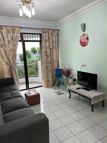 Condominium For Sale in Vistaria Condominium