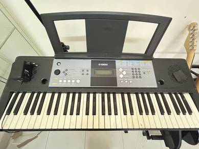Yamaha PSR-E233