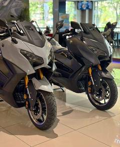 Yamaha TMAX