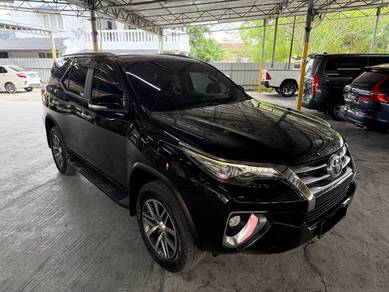 Toyota Fortuner SRZ 4X4 in Kajang, SGR