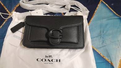 COACH
 tabby wristlet leather BLK UPC 10x2x2.7in
