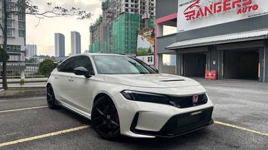 Honda Civic Type R TYPE R in Desa Petaling, KUL