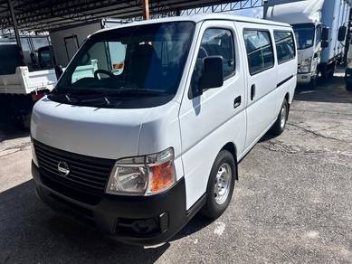 NISSAN URVAN Window Van 14 Seater 2011