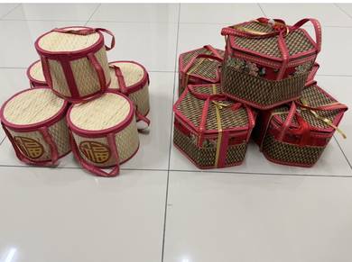 Festive Baskets Gift Box