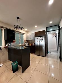 Condominium For Sale in The Clovers