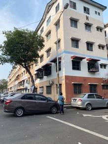 Flat For Sale in Bandar Bukit Tinggi 2
