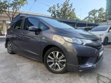 Honda Jazz S in Sri Damansara, KUL