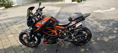 KTM 390 Duke