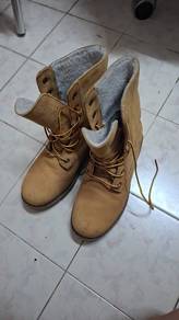 leather shoe 