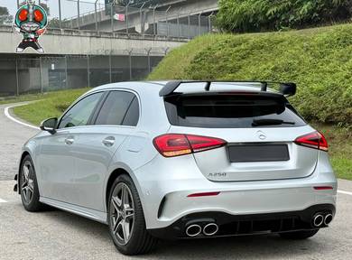 Mercedes Benz A250 250 AMG LINE in Bukit Jalil, KUL