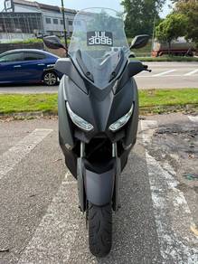 Yamaha XMAX