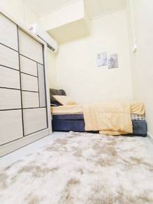Room in Kuantan, PHG