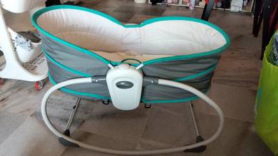 Mastela Bassinet Bed for Newborn Baby