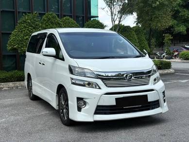 2014 Toyota Vellfire Z GOLDEN EYES