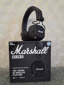 Marshall Major V wireless headphones