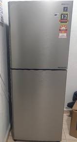 Peti Ais Sharp J-Tech Inverter untuk dijual