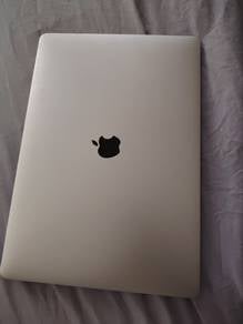 MacBook Pro 15-inch Intel Core i7 (2016)