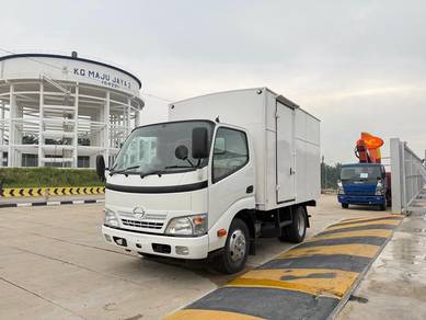 Recond 10 Kaki Hino XZU304 Aluminium Box For Sell