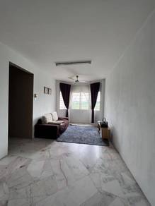 Condominium For Sale in Desaminium Flora