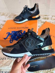 Louis Vuitton Run Away Sneaker S375 UK5