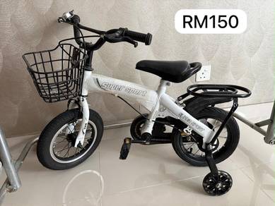 Kid's bicycles