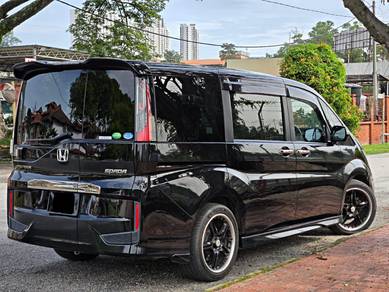 Honda Stepwagon SPADA in Seri Kembangan, SGR
