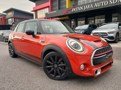 Mini Cooper in Bandar Bukit Raja, SGR