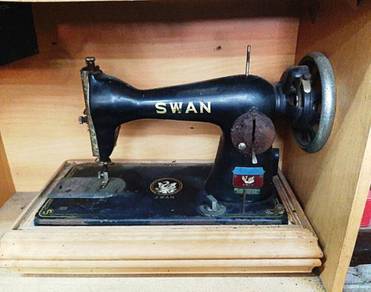 GENUINE ANTIQUE Swan sewing machine
