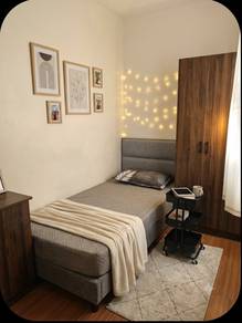 Room in Bukit Beruntung, SGR