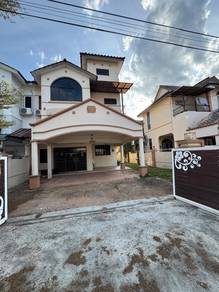 Link Bungalow For Sale in Ipoh,PRK