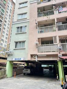 Apartment For Sale in Lakeview Apartments
