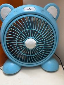 Table fan