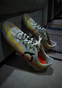 Kasut Bola 