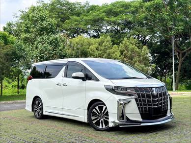 Toyota Alphard 2.5 SC in Puchong, SGR