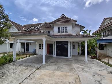 Semi-Detached House For Sale in Sungai Ara,PNG