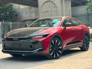 Toyota Crown CROSSOVER RS ADVANCED in Klang, SGR
