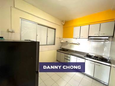 Condominium For Sale in Symphony Park (Jelutong)