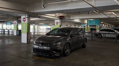 Volkswagen Golf TSI (LIGHT & SOUND PACK) in Kota Bharu, KTN